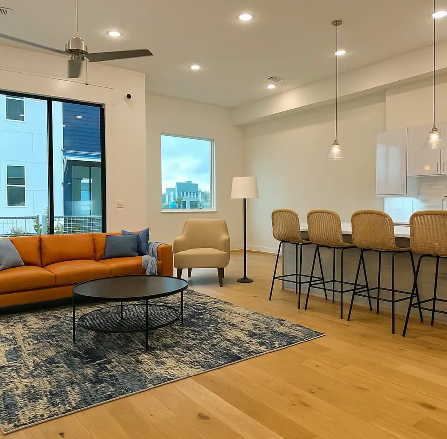 9807 Hope Harbor Lane, Houston, TX 77080 - Image #2