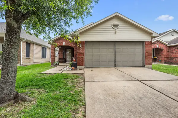 1023 Hampton Villa Lane, Houston, TX 77047