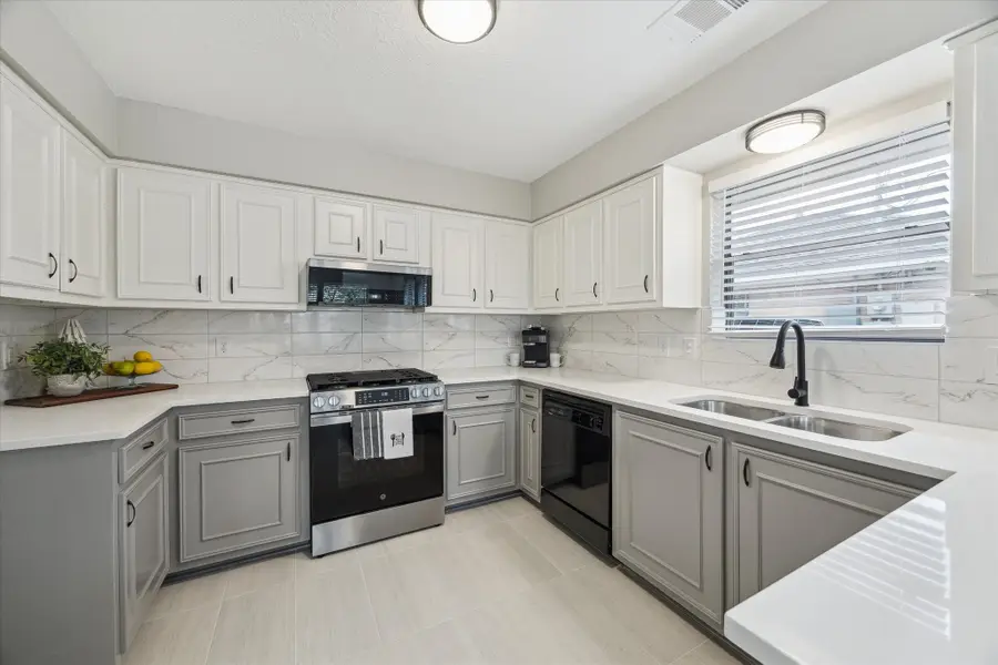 1147 Curtin Street, Houston, TX 77018 - Image #2