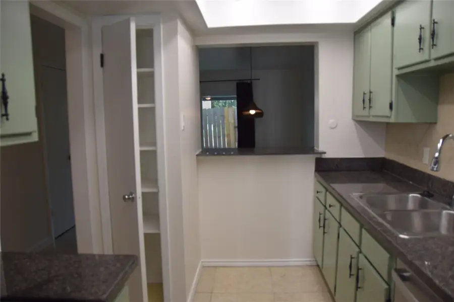 7827 Leonora Street, Houston, TX 77061 - Image #2