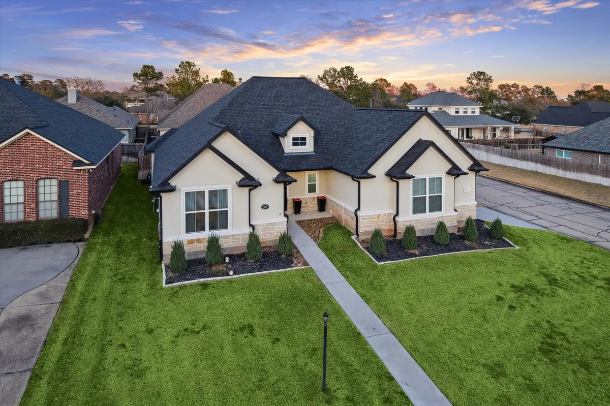 203 Hampton Glen Road, Montgomery, TX 77356 - #1