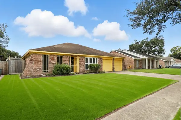 6911 Silver Star Drive, Houston, TX 77086