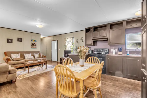 335 County Road 340, Cleveland, TX 77327
