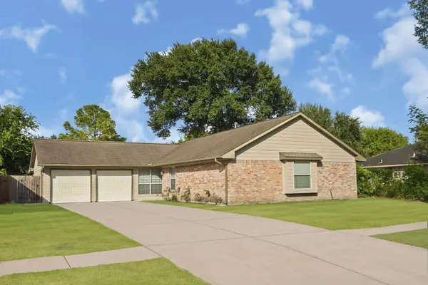 9110 Tooley Drive, Houston, TX 77031