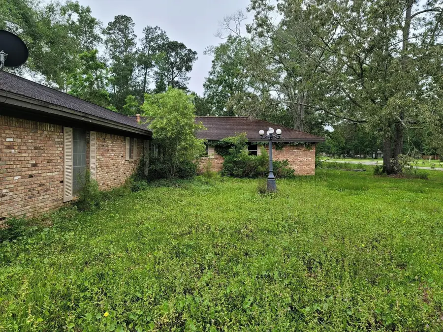 13325 River Oaks Boulevard, Beaumont, TX 77713 - Image #2