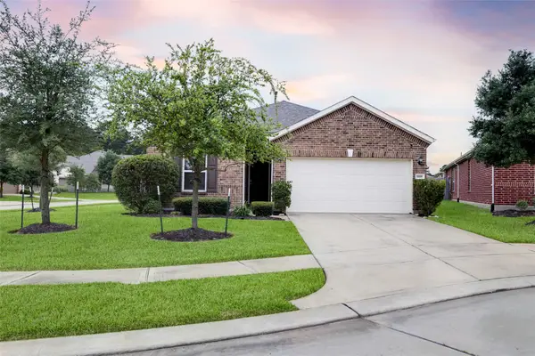 9008 Cimarron River Lane, Magnolia, TX 77354