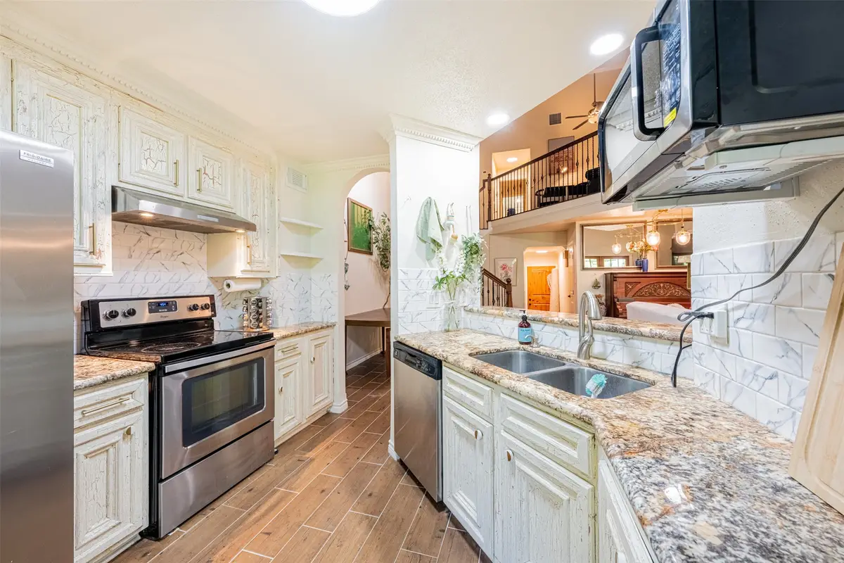 9400 Doliver Drive #36, Houston, TX 77063 - Image #1