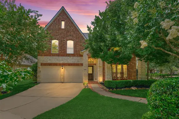 18535 W Laura Shore Drive, Cypress, TX 77433