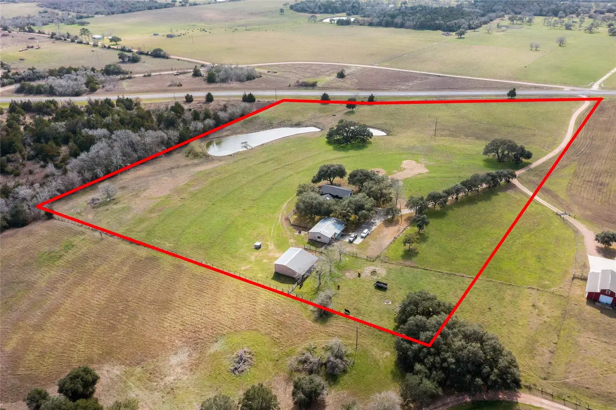 3120 Us Highway 77-a S, Hallettsville, TX 77964 - #1