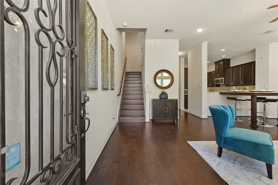 26 W Oaks Drive, Houston, TX 77058 - Image #3