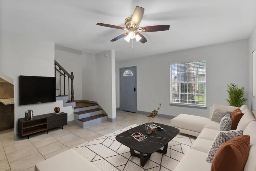 1271 Witte Road #26, Houston, TX 77055 - Image #2