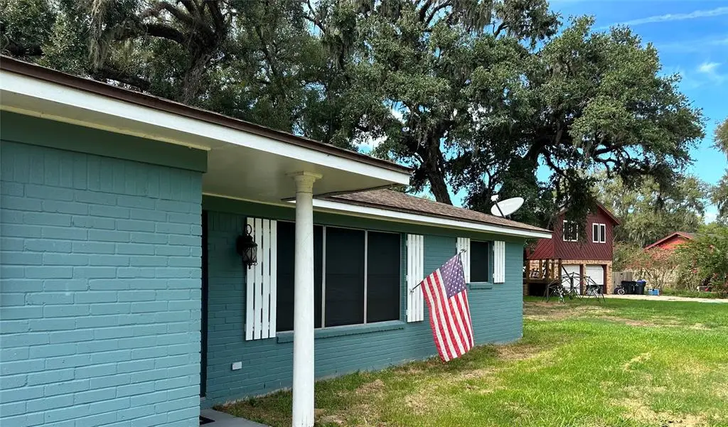 407 Tamarind Street, Lake Jackson, TX 77566 - #1