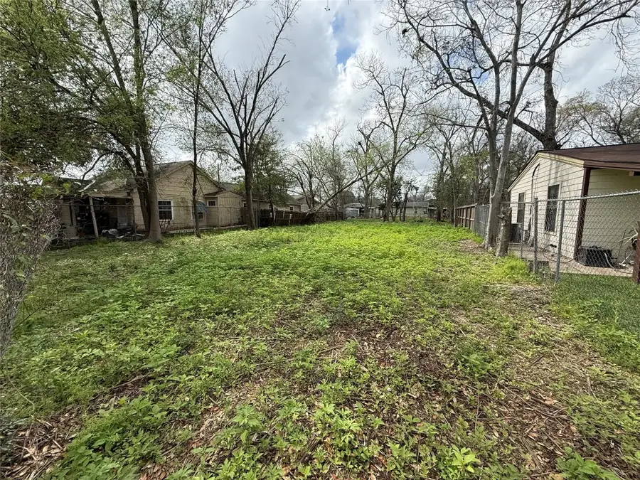 242 Woolworth Street, Houston, TX 77020 - #3