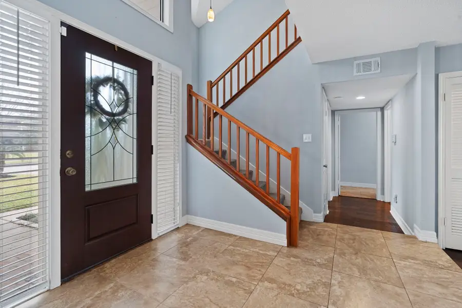 2019 Braesmeadow Lane, Sugar Land, TX 77479 - Image #3