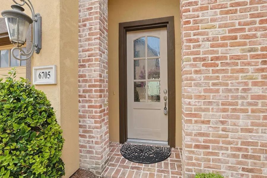 6705 Woodbend Park S, Houston, TX 77055 - #2