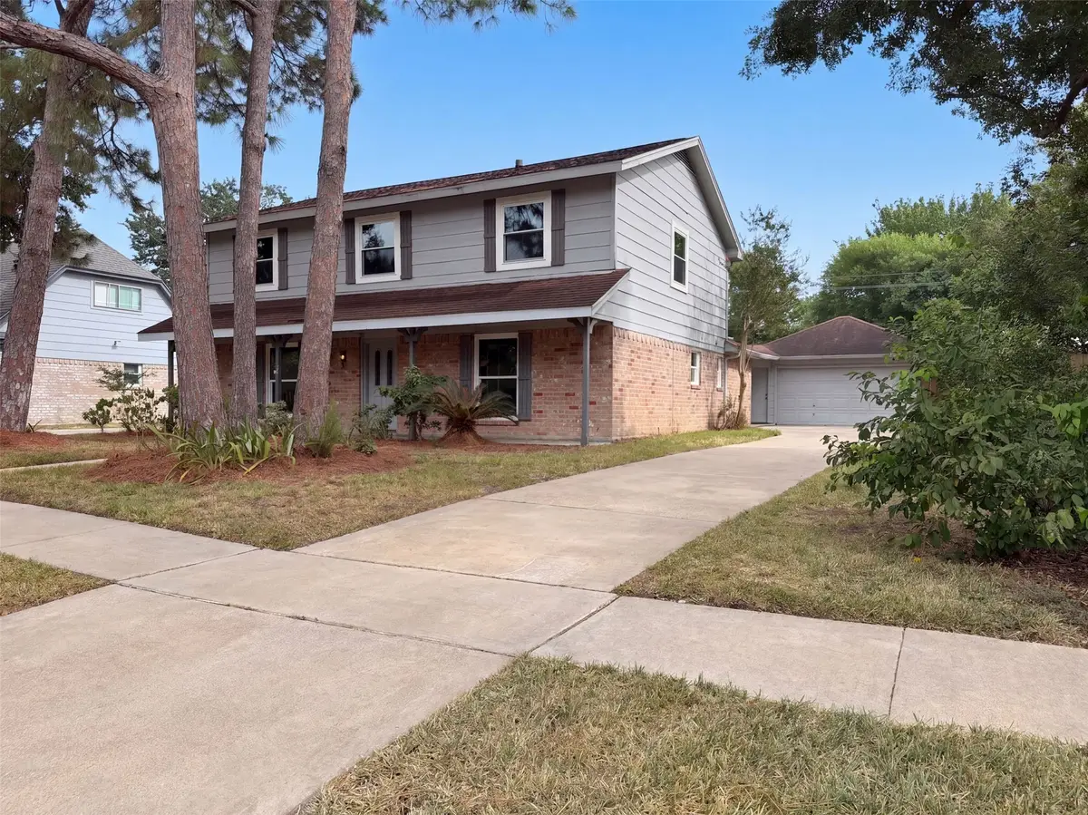 16121 Lakeview Drive, Jersey Village, TX 77040 - #1