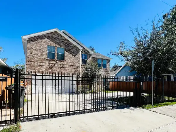 3616 Elysian Street, Houston, TX 77009