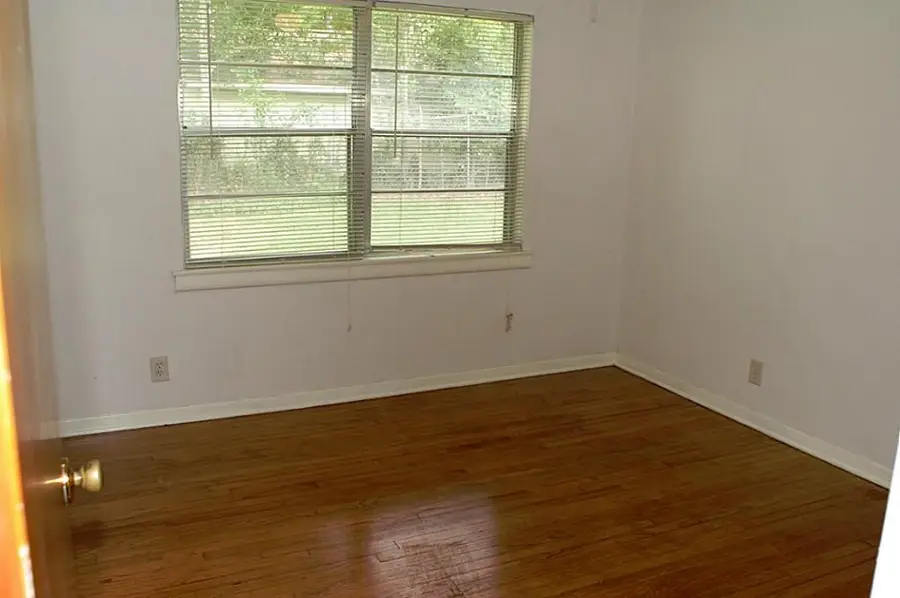 4829 Hummingbird Street, Houston, TX 77035 - #2