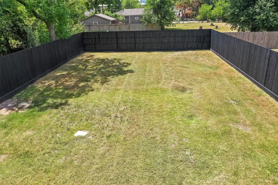 213 Sylvester Road, Houston, TX 77009 - #3