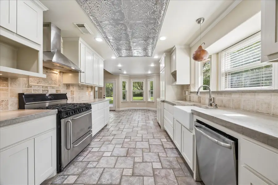 1215 Westglen Drive, Alvin, TX 77511 - #3