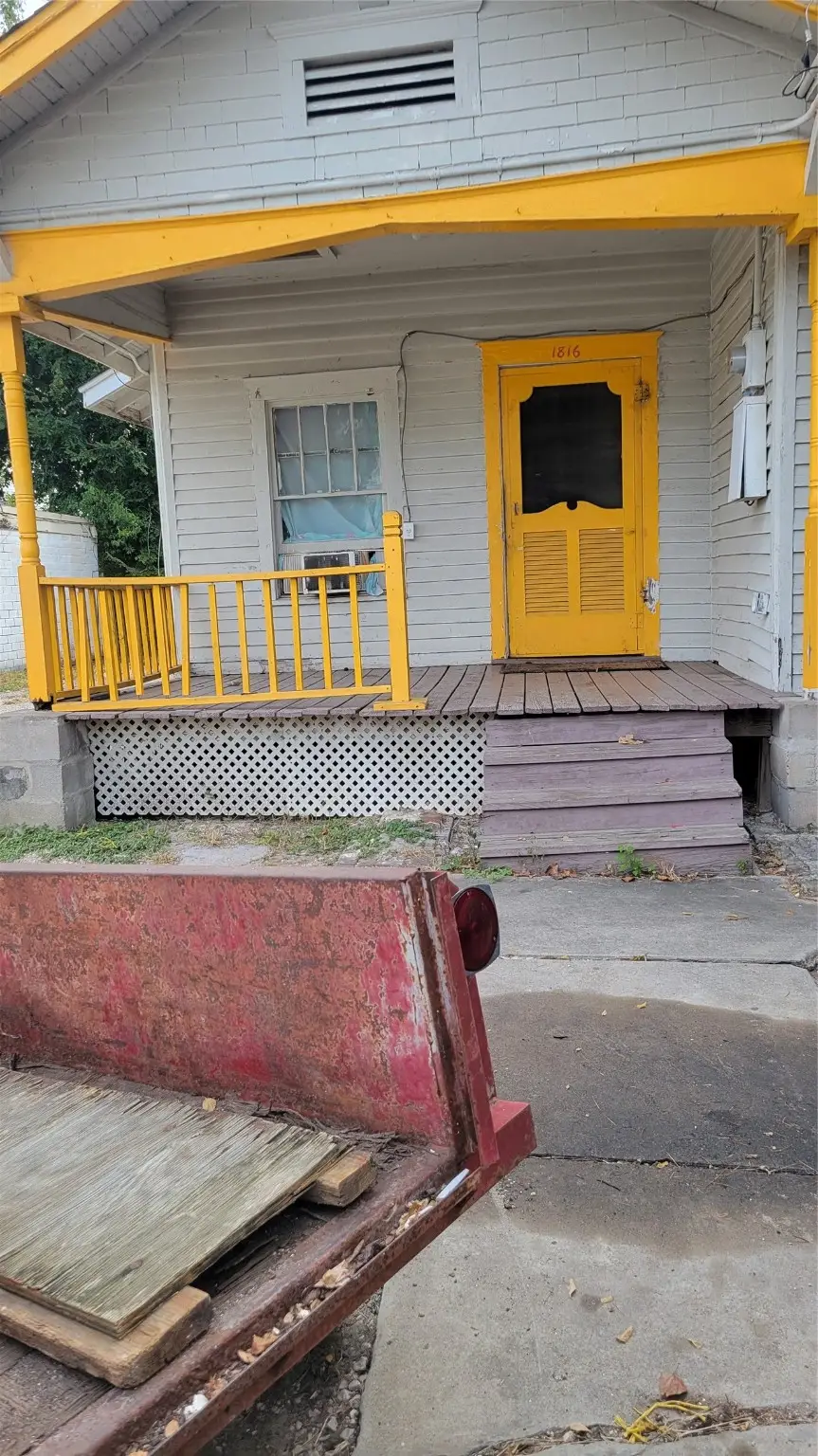 1816 Mckee Street, Houston, TX 77009 - Image #1