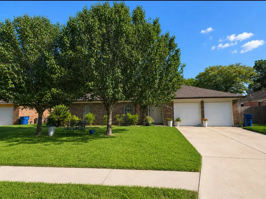 7911 Jonquil Drive, Texas City, TX 77591 - #2