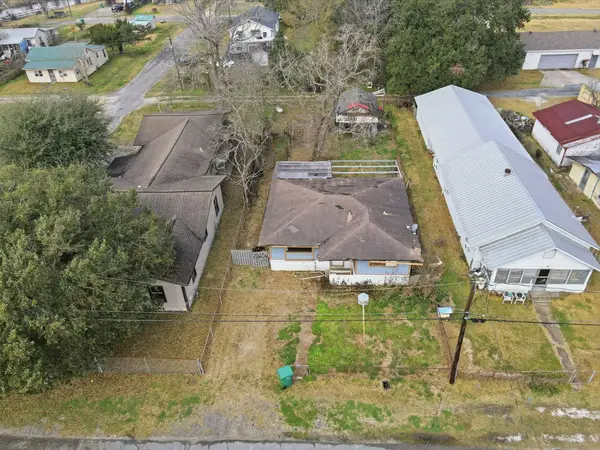 1308 14th Street, Orange, TX 77630