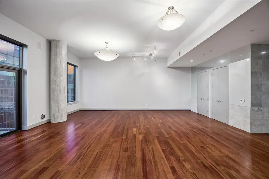 5005 Hidalgo Street #807, Houston, TX 77056 - #3