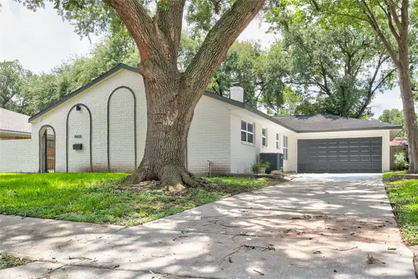 8406 Beechaven Rd, La Porte, TX 77571