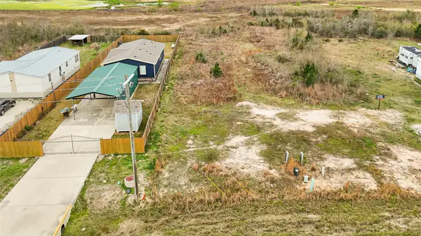 355 Road 5501, Cleveland, TX 77327