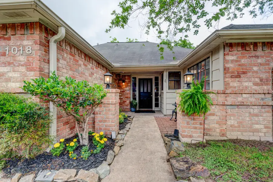 1018 Cascade Creek Drive, Katy, TX 77450 - Image #2
