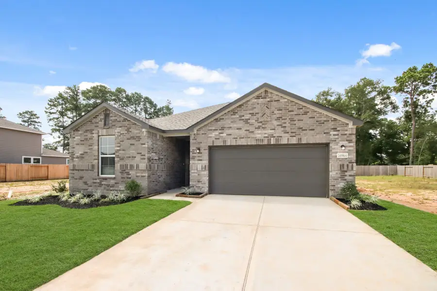 16964 Hazelnut Drive, Conroe, TX 77302 - Image #3