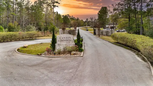 12037 Oak Forest Lane, Conroe, TX 77385