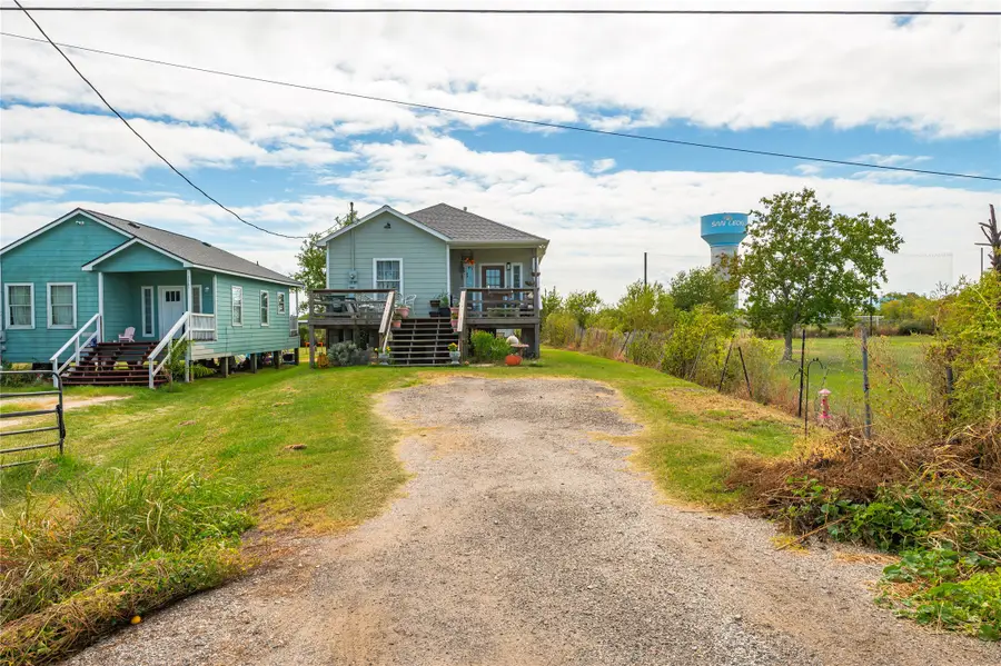 2337 Avenue D, San Leon, TX 77539 - #2