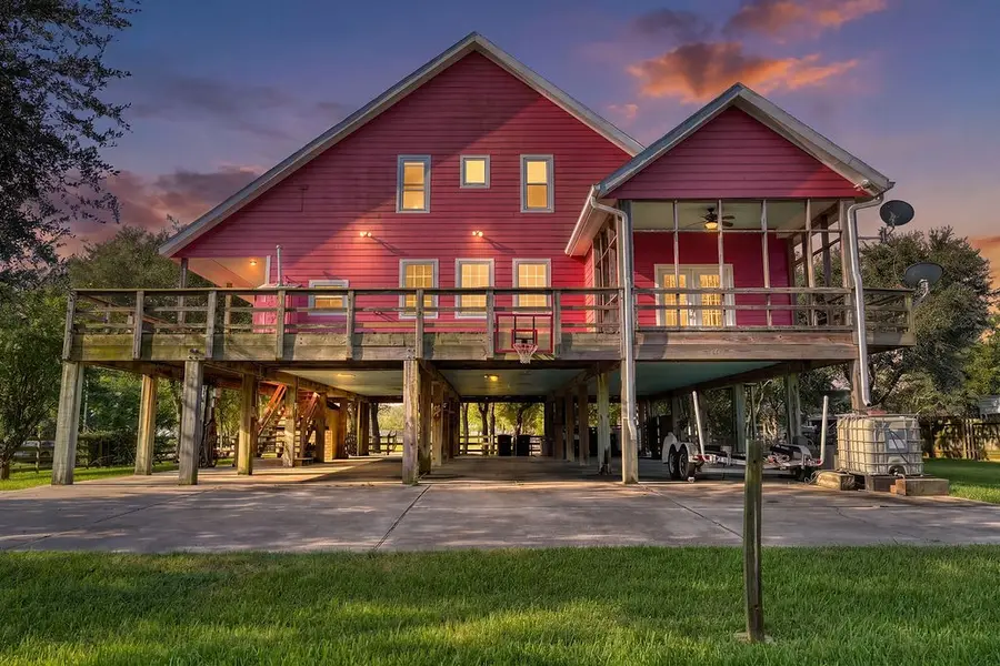 746 12th Street, Dickinson, TX 77539 - #2
