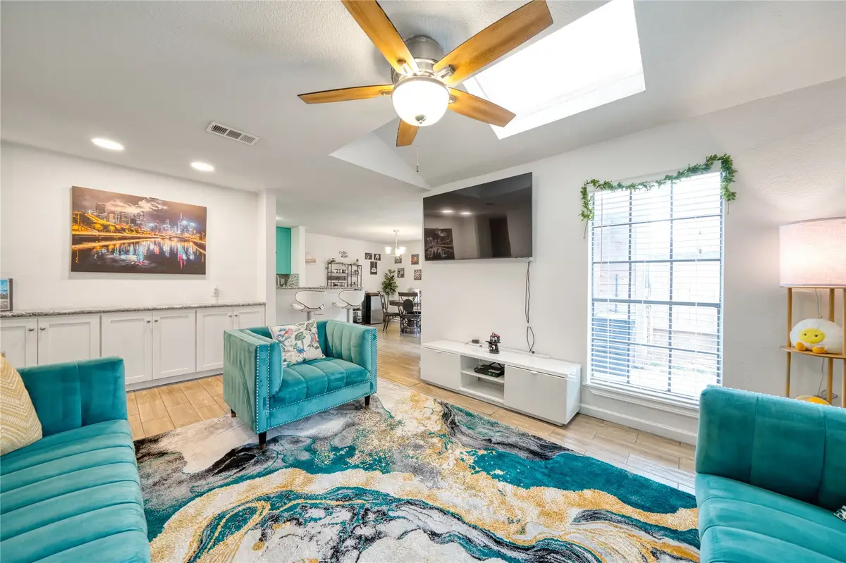 10912 Gulf Freeway #28, Houston, TX 77034 - Image #1