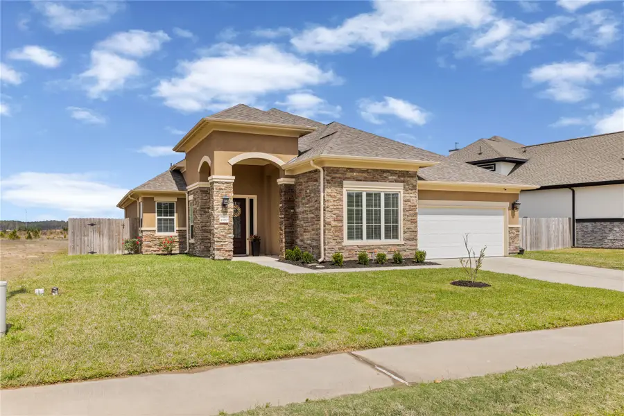 40252 Spyglass Hill Drive, Cleveland, TX 77327 - Image #2