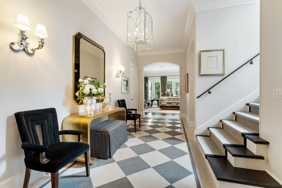 2706 Eastgrove Lane, Houston, TX 77027 - Image #2