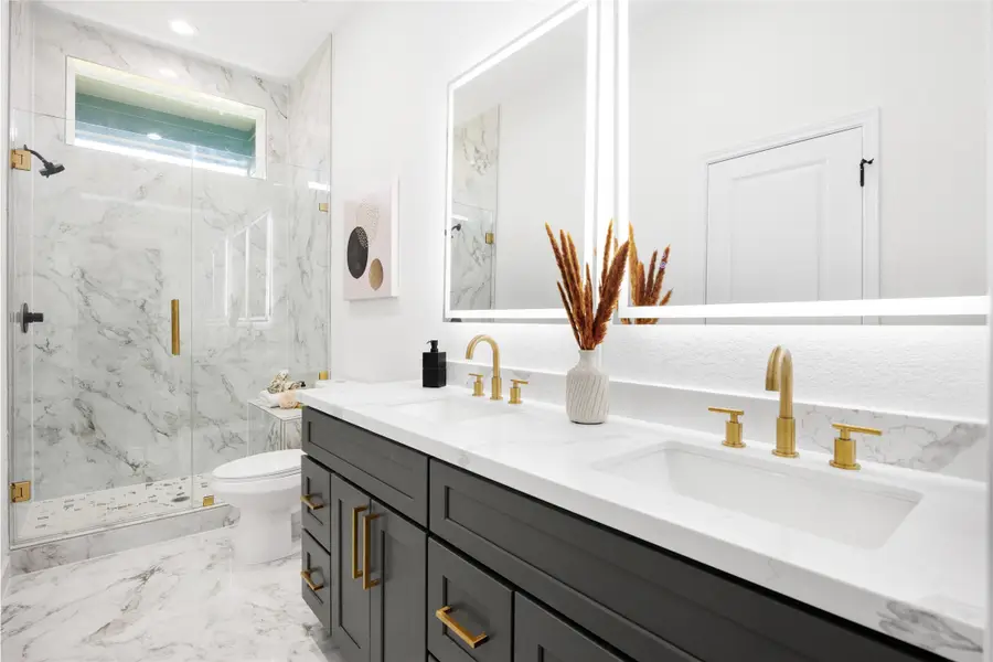 6314 Crest Street, Houston, TX 77033 - #2