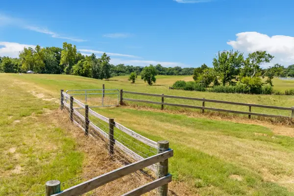 15239 Battle Road, Beasley, TX 77417