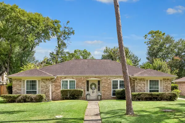 10907 Overbrook Lane, Houston, TX 77042