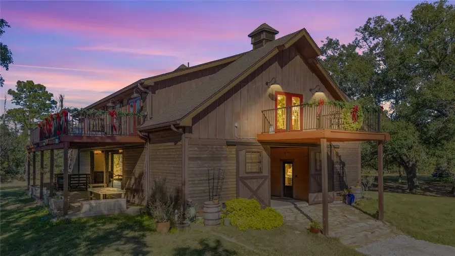 6641 S Eagle Road, Anahuac, TX 77514 - Image #2