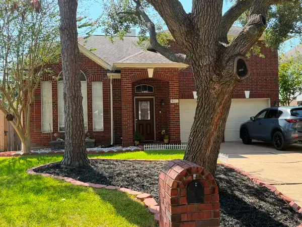 8011 Makaha Circle, Houston, TX 77095