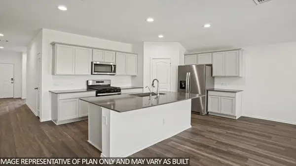 650 Meadowknoll Drive, Crosby, TX 77532