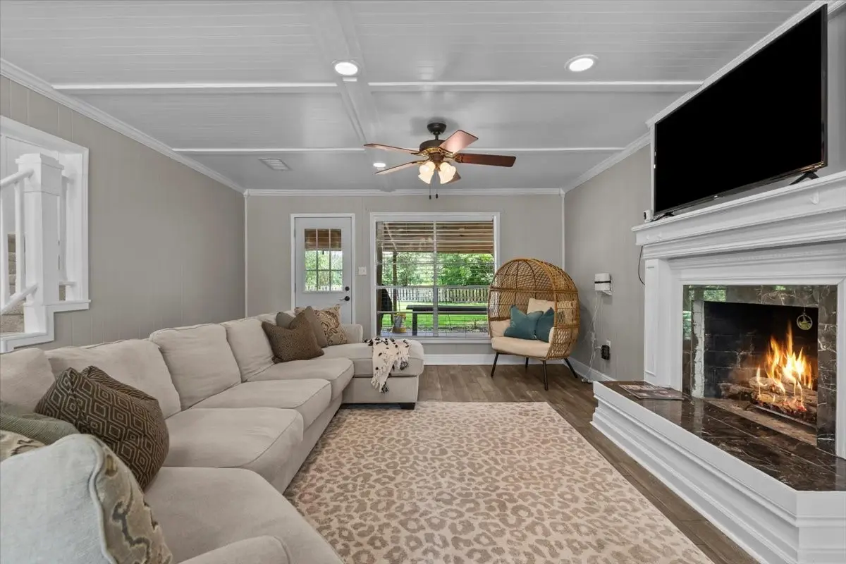 209 Palm Aire Drive, Friendswood, TX 77546 - #1