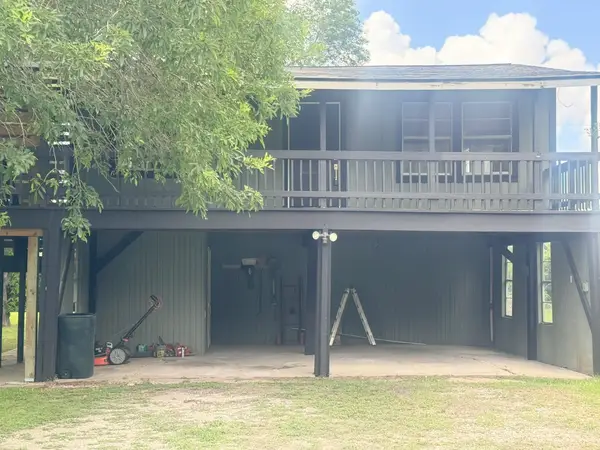 788 Riverside Drive, Palacios, TX 77465