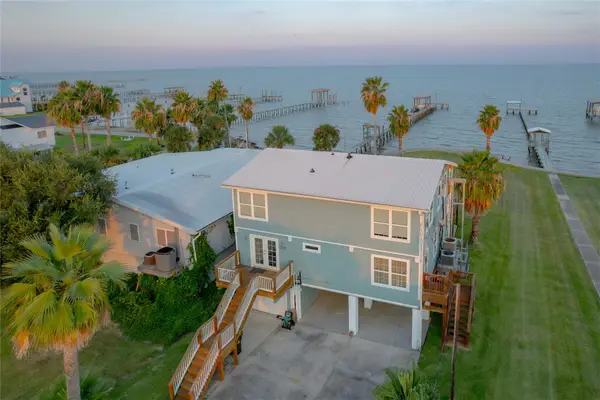 1309 8th Street, San Leon, TX 77539