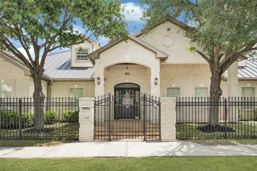 404 Moss Street, Houston, TX 77009 - #3