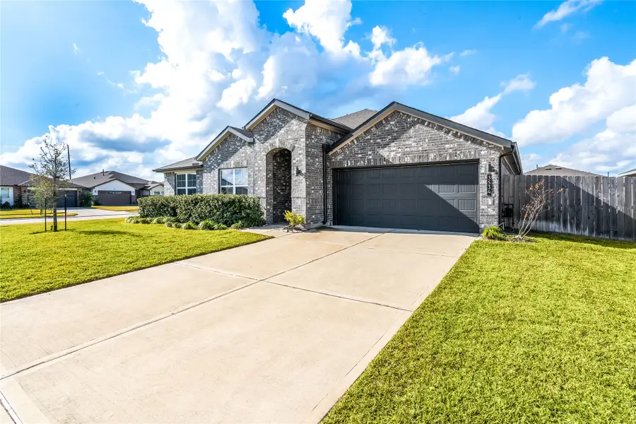 3534 Lake Landing Lane, Missouri City, TX 77459 - Image #2