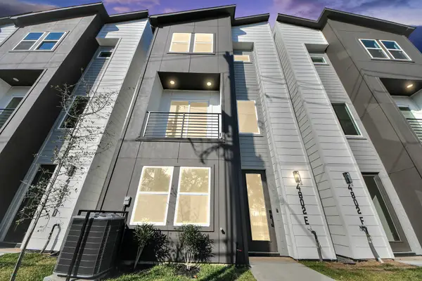 4802 Elysian Street #E, Houston, TX 77009